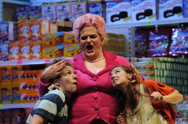 Explore Hänsel und Gretel - Glyndebourne