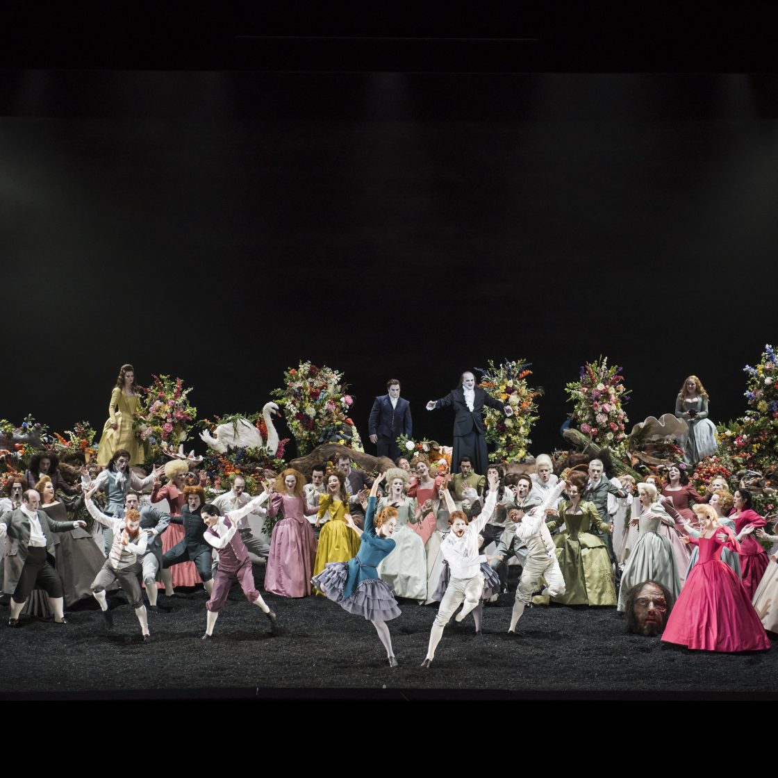 Watch Saul on demand