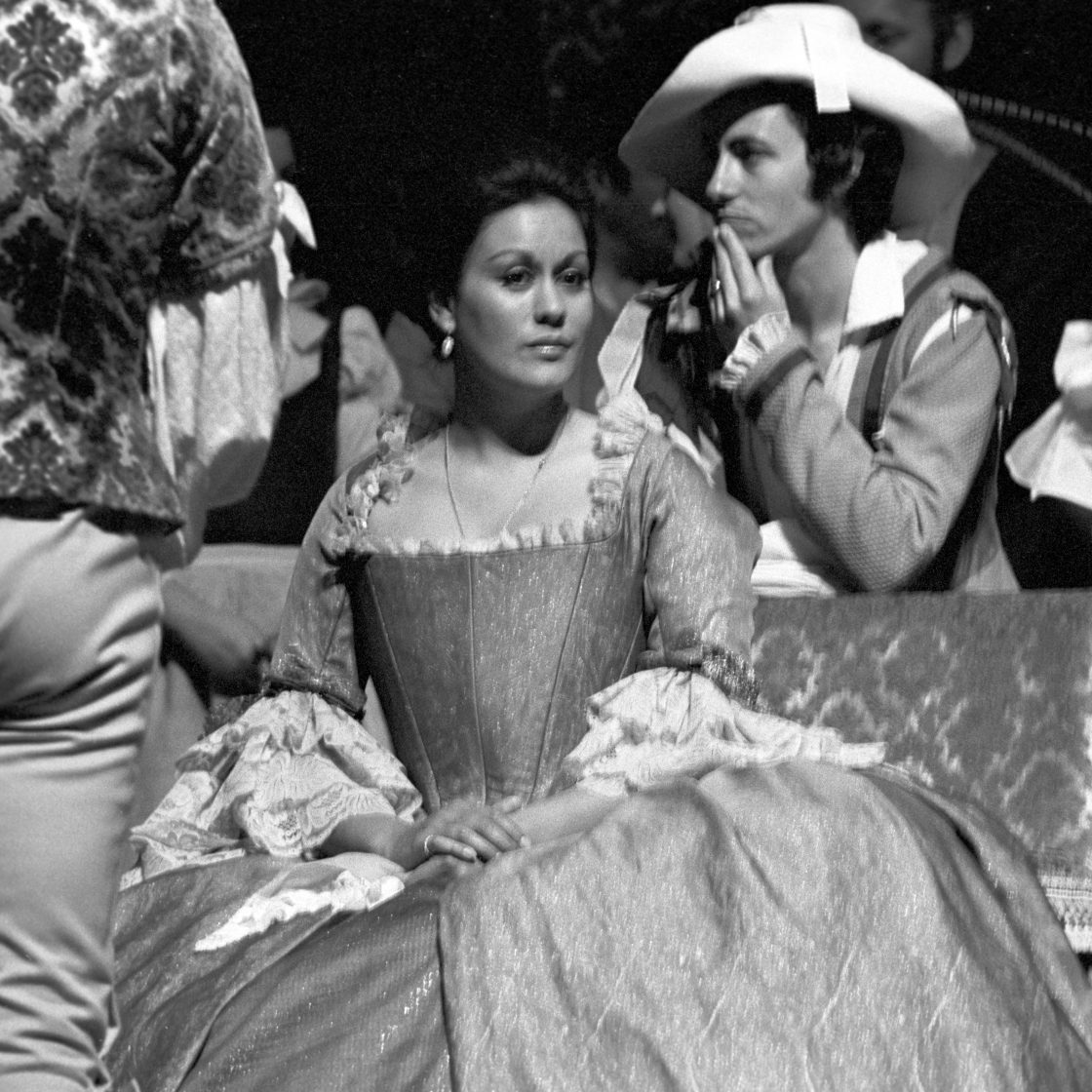 Kiri Te Kanawa in Le nozze di Figaro, 1974.