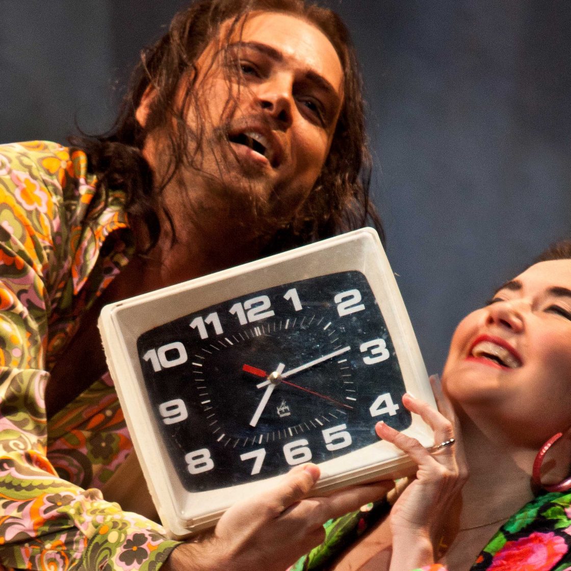 Watch L'heure espagnole on demand